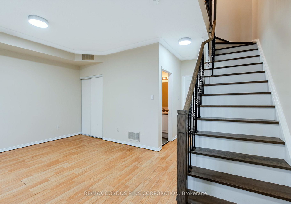 3000-lakeshore-boulevard-etobicoke-ontario-w12519662
