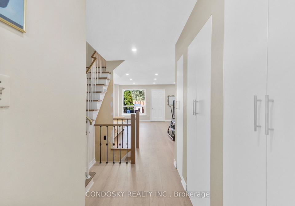 42-village-court-brampton-ontario-w12520222