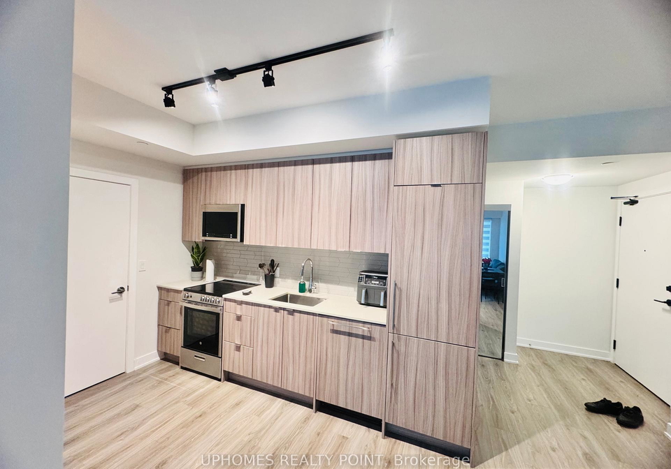 4130-parkside-village-drive-mississauga-ontario-w12520426