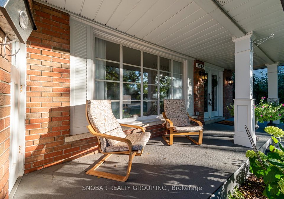 1242-forestwood-drive-mississauga-ontario-w12520718