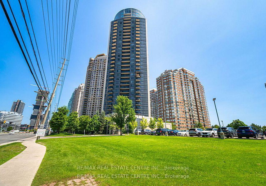330-burnhamthorpe-road-mississauga-ontario-w12520854