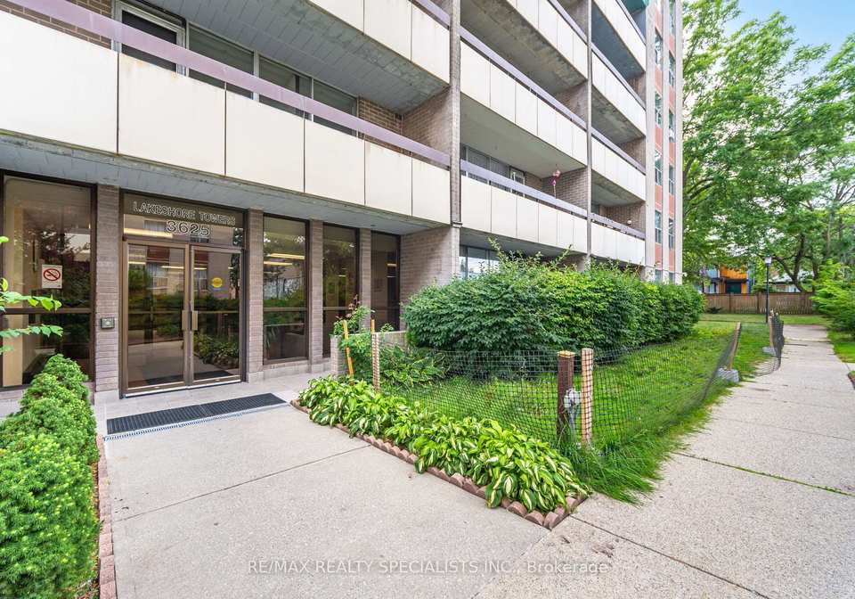 3625-lake-shore-boulevard-etobicoke-ontario-w12520892