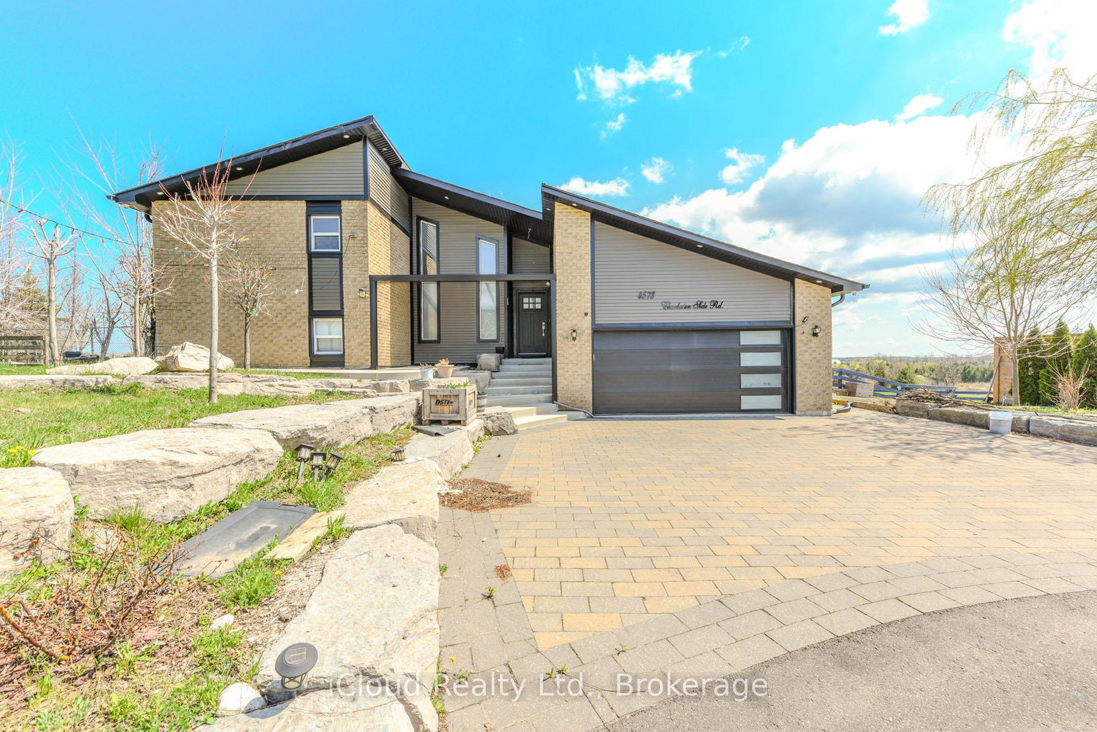 4573-charleston-side-road-caledon-ontario-w12521330