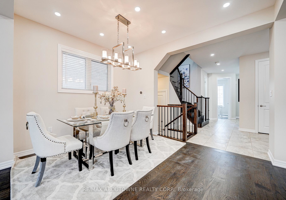 385-dahlia-trail-oakville-ontario-w12521572