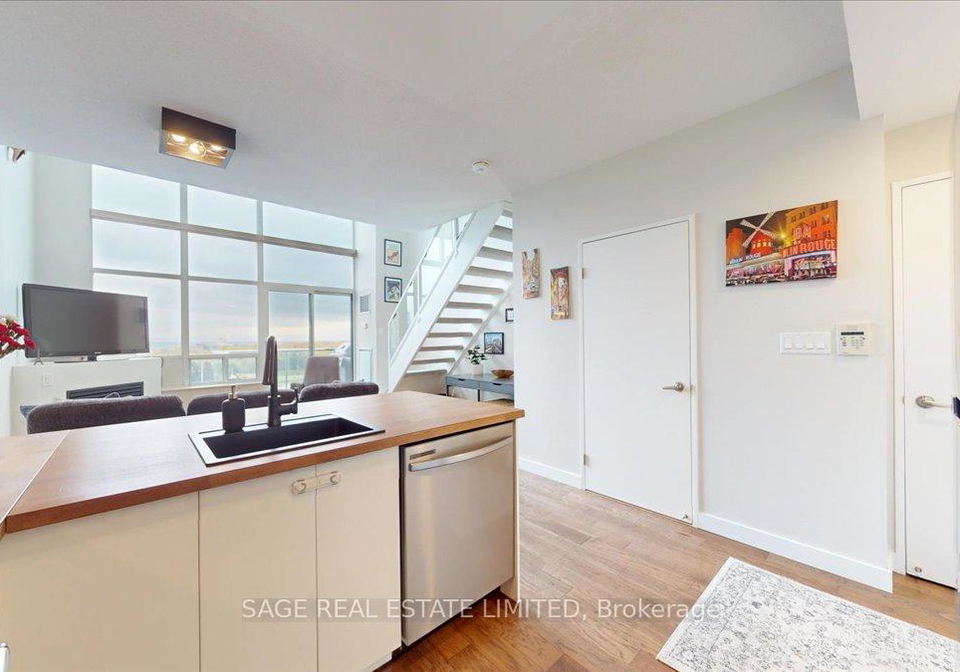 200-manitoba-street-etobicoke-ontario-w12521678