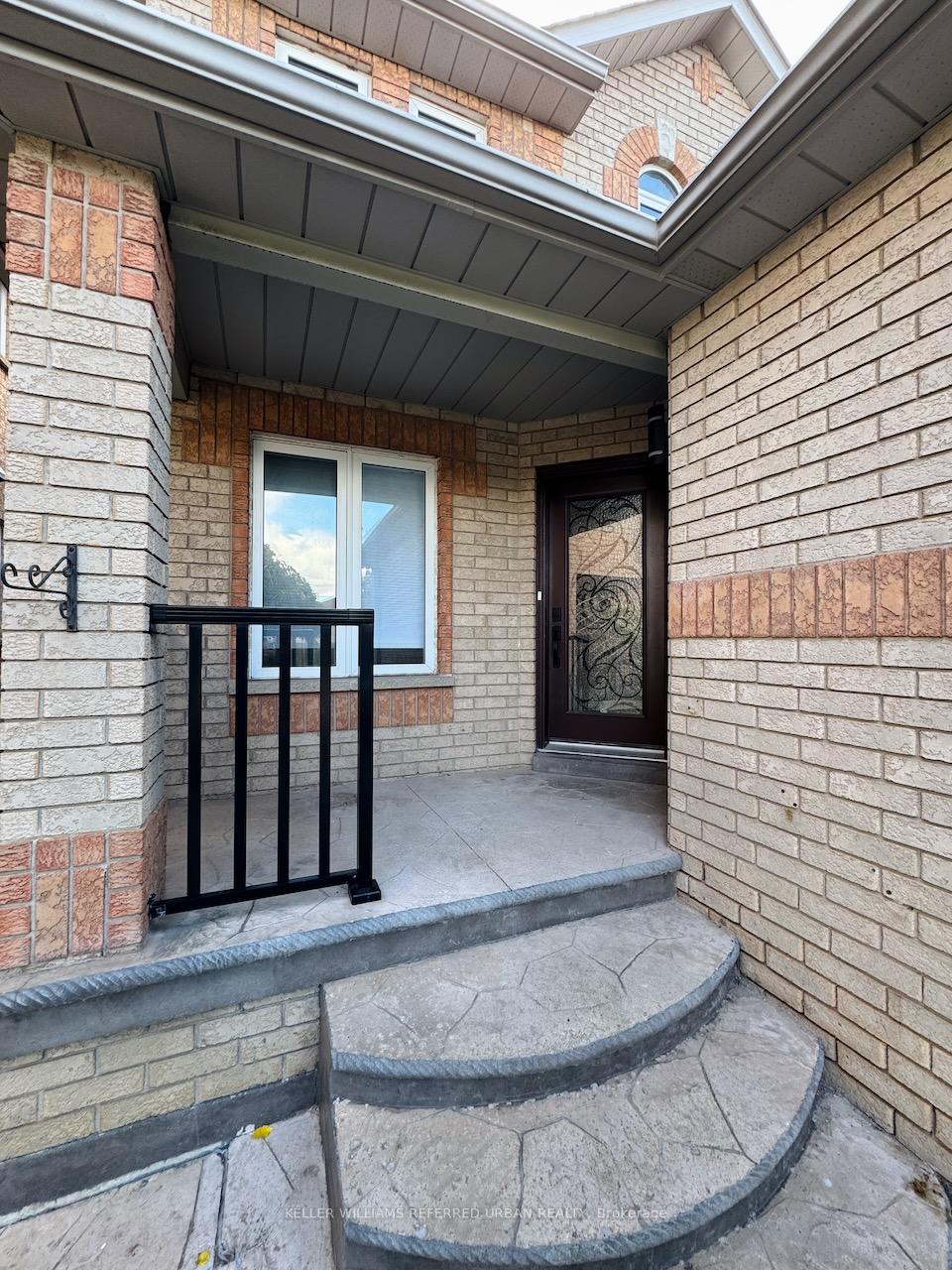 592-leatherleaf-drive-mississauga-ontario-w12521998