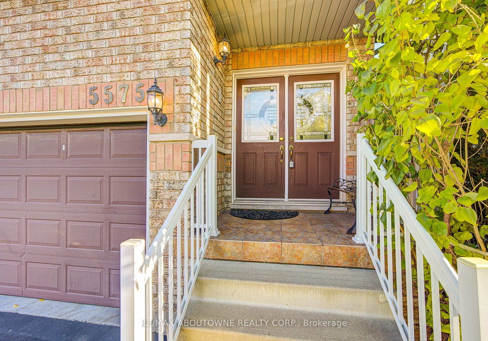 5575-margarita-crescent-mississauga-ontario-w12522044