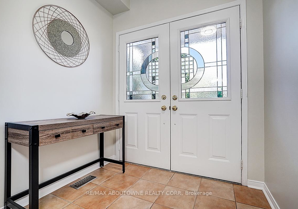 5575-margarita-crescent-mississauga-ontario-w12522044