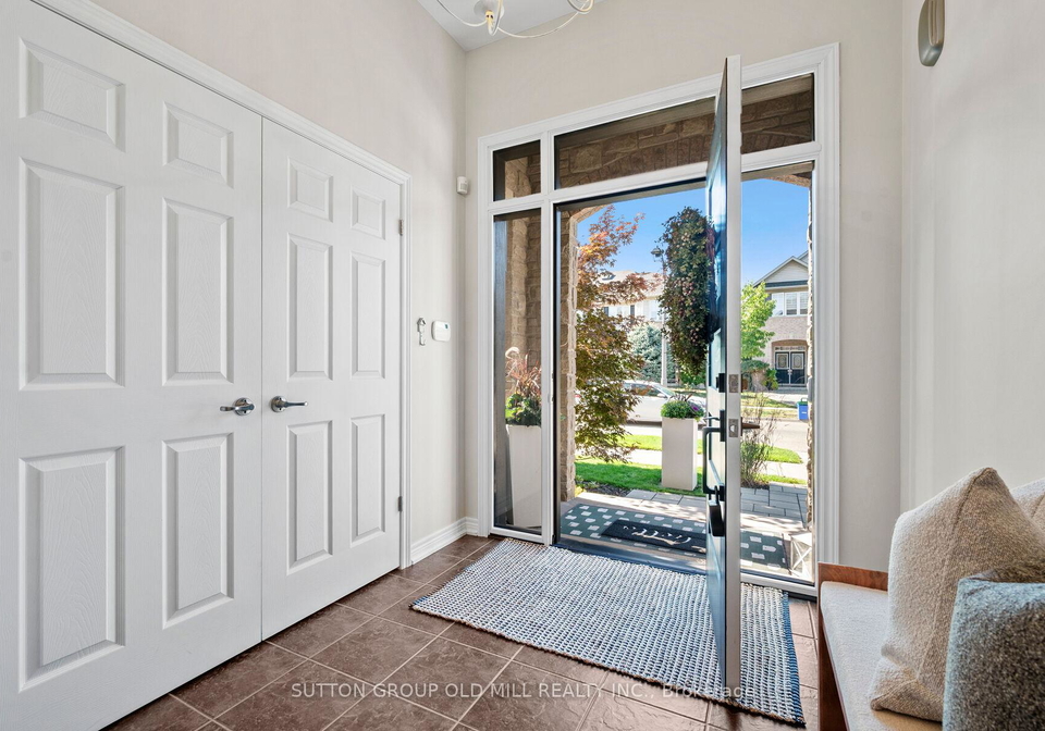 3304-stalybridge-drive-oakville-ontario-w12522450