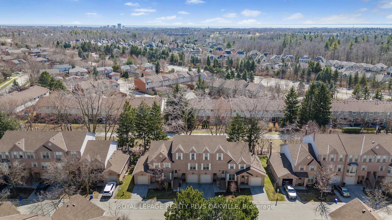 2272-mowat-avenue-oakville-ontario-w12522568