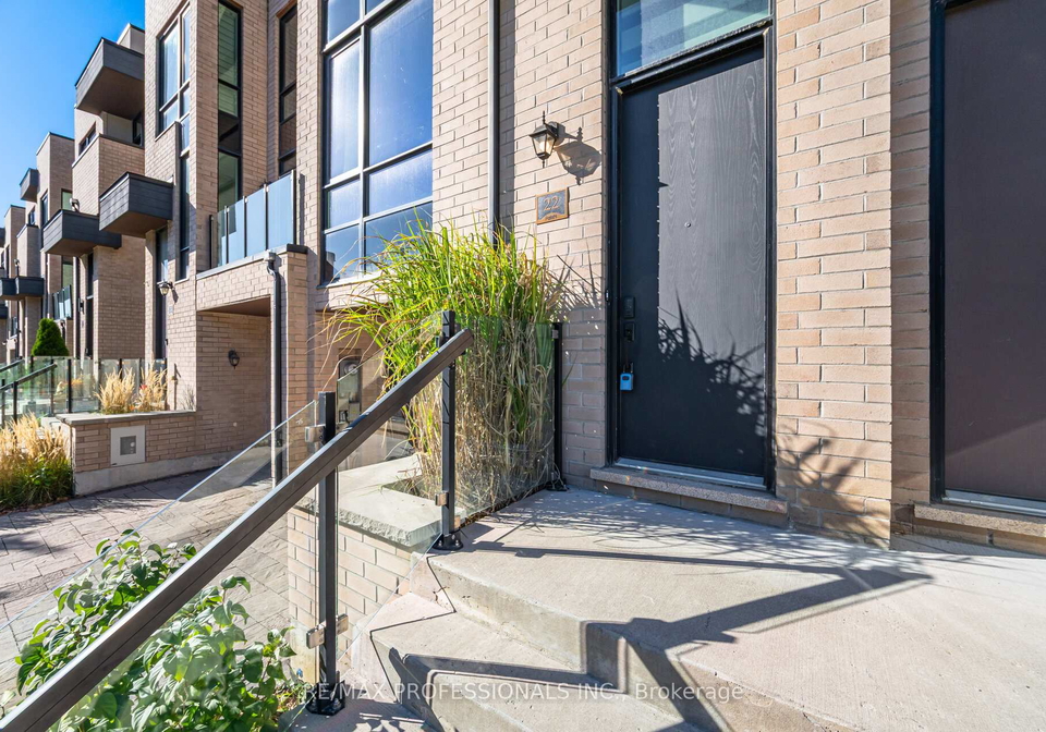 22-pony-farm-drive-etobicoke-ontario-w12522728