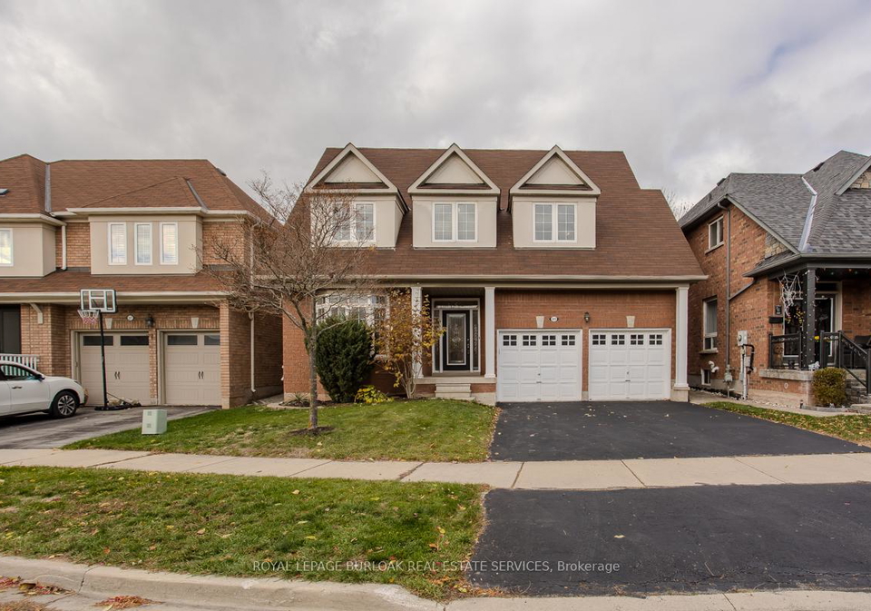 2273-blue-oak-circle-oakville-ontario-w12522844