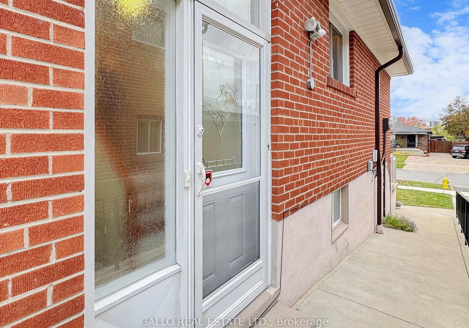 41-riverton-drive-york-ontario-w12523014