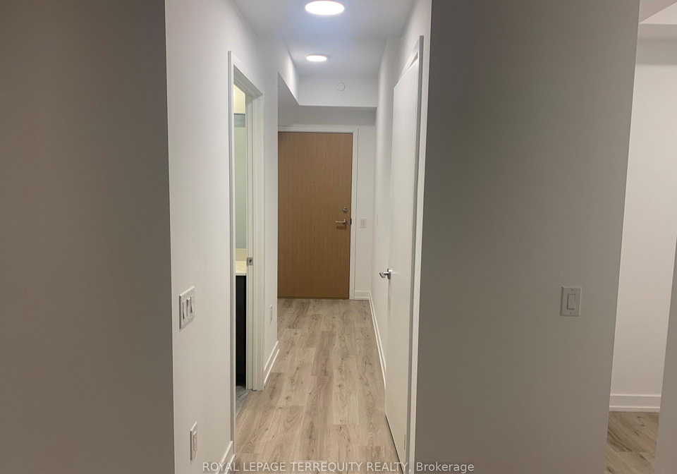 395-square-one-drive-mississauga-ontario-w12523822