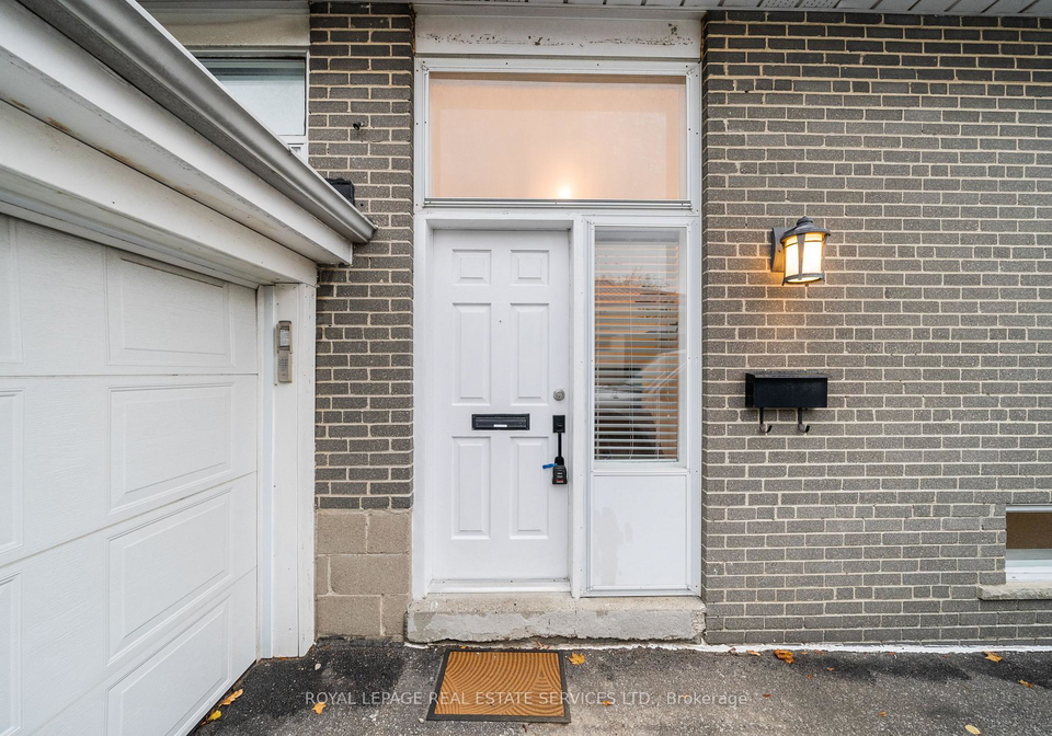 39-rangoon-road-etobicoke-ontario-w12524620