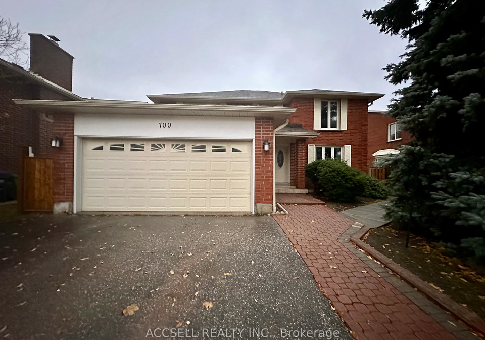700-willowbank-trail-mississauga-ontario-w12524772
