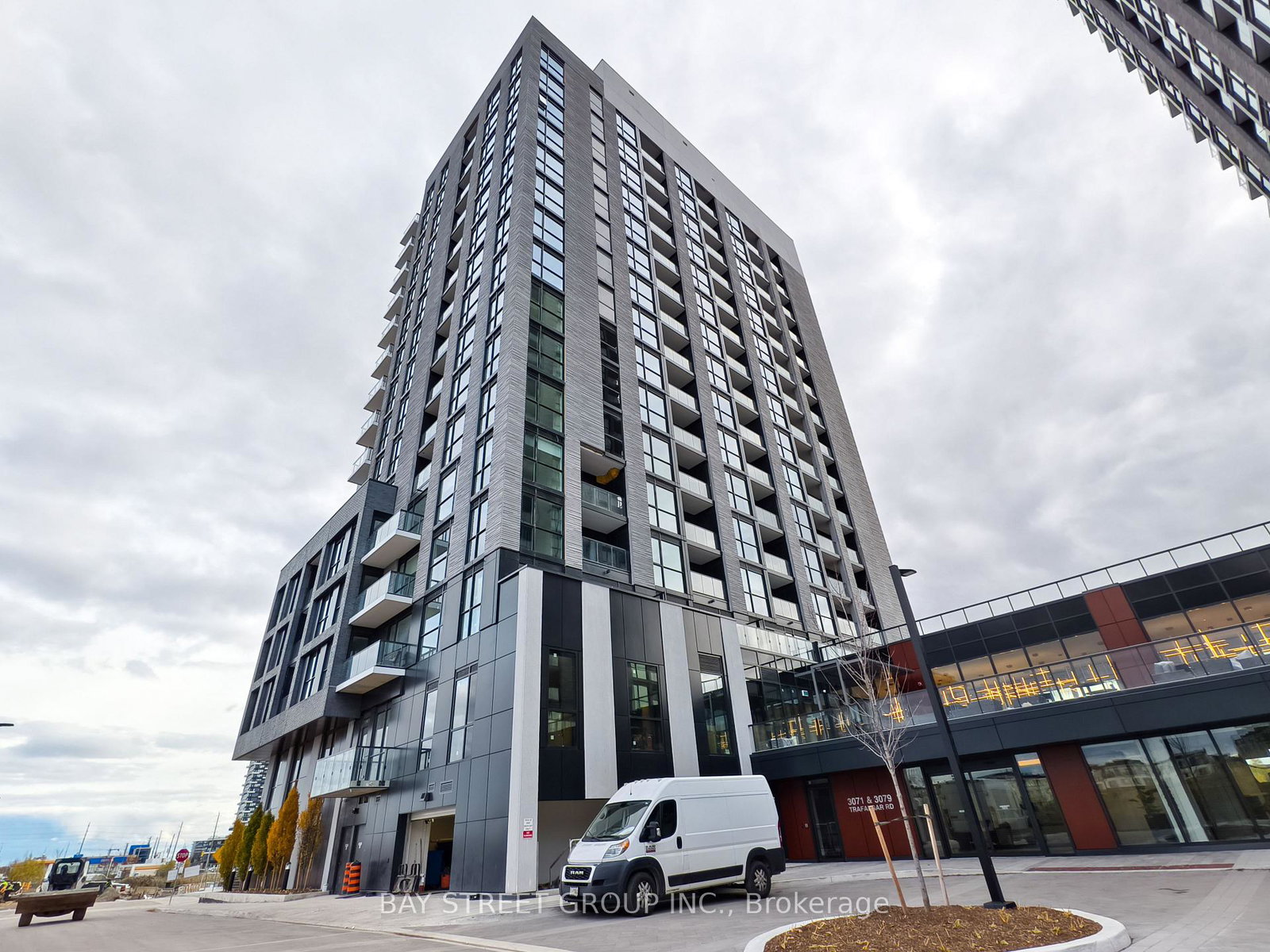 3071-trafalgar-road-oakville-ontario-w12524792