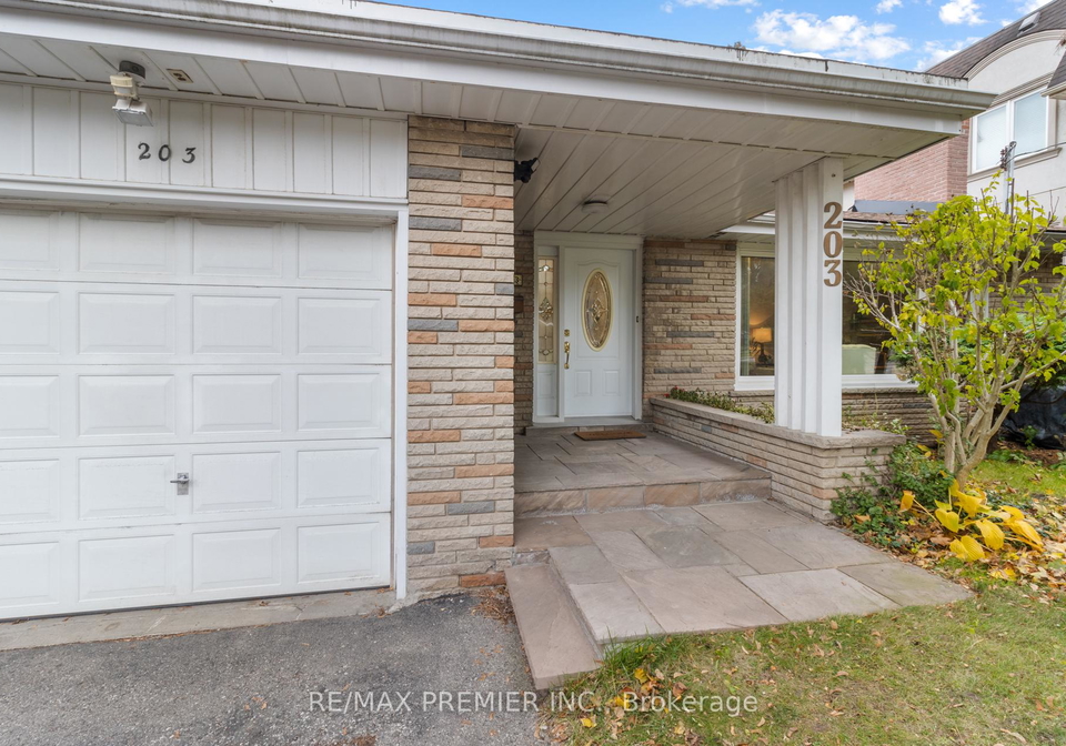 203-martin-grove-road-etobicoke-ontario-w12524978