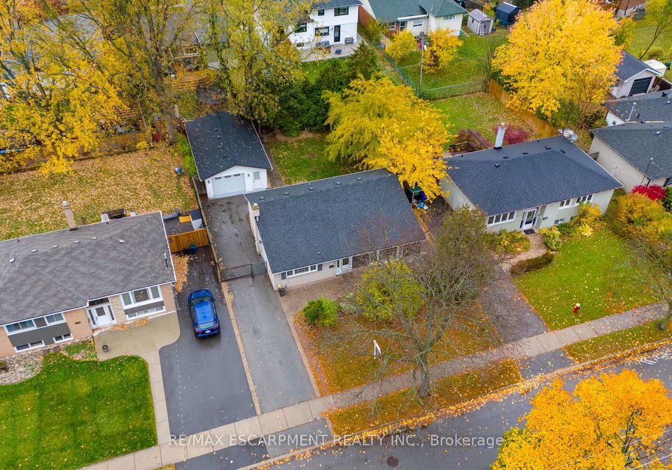 5433-spruce-avenue-burlington-ontario-w12525416