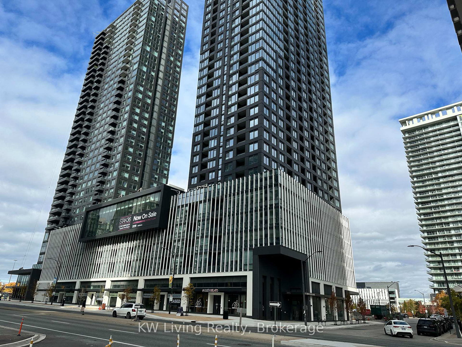 395-square-one-drive-mississauga-ontario-w12525914