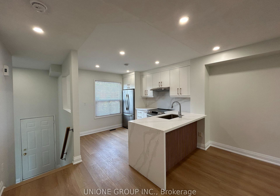 1570-reeves-gate-oakville-ontario-w12526200