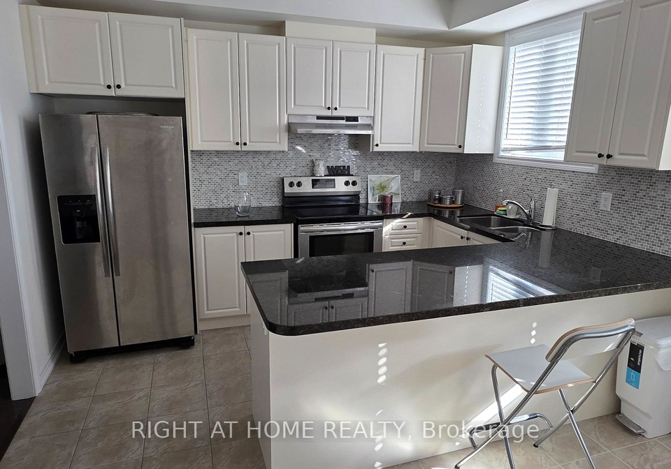 27-shiff-crescent-brampton-ontario-w12526228