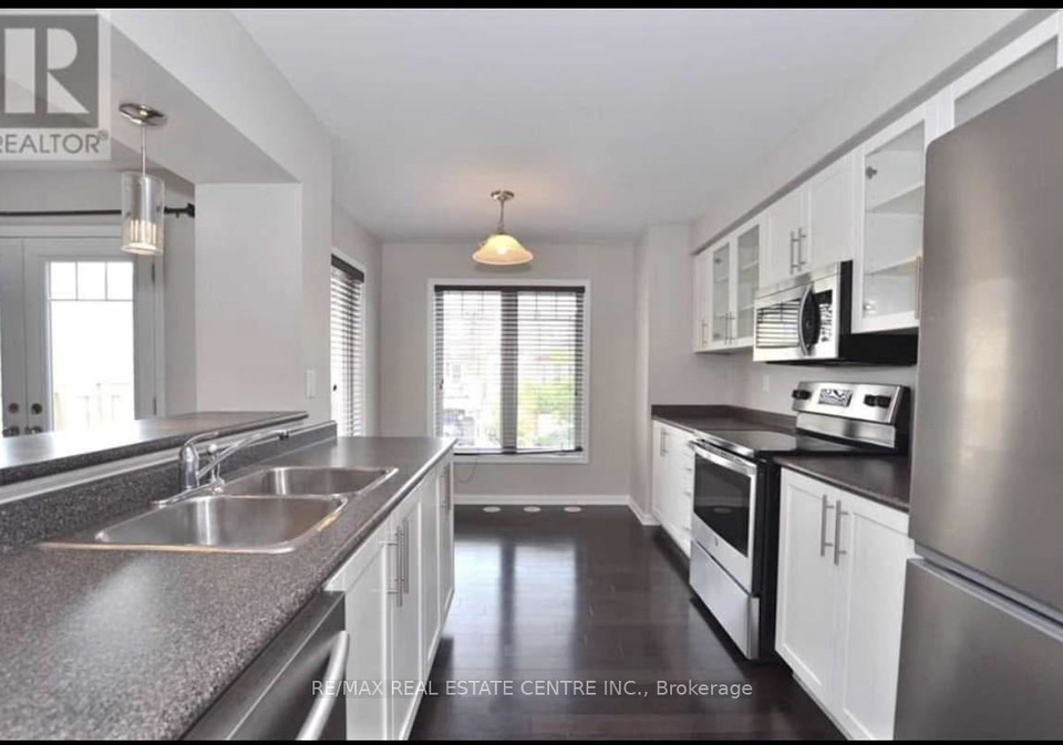567-pharo-point-milton-ontario-w12526244