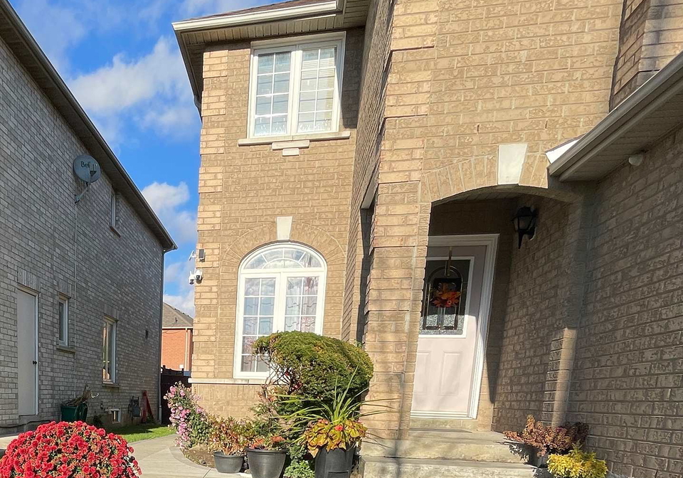 61-lent-crescent-brampton-ontario-w12526268