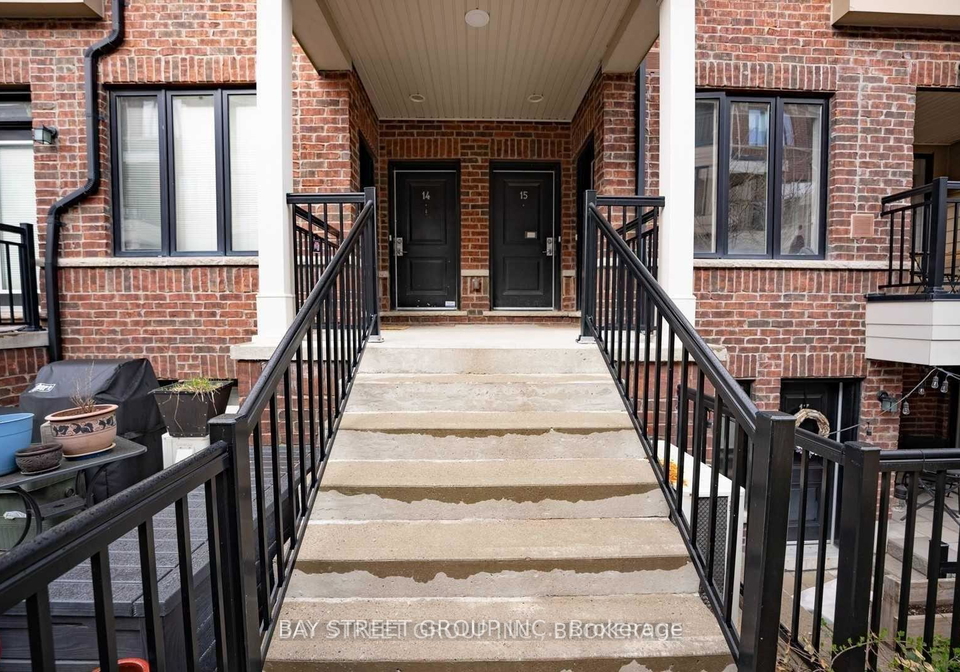 10-carnation-avenue-etobicoke-ontario-w12526510