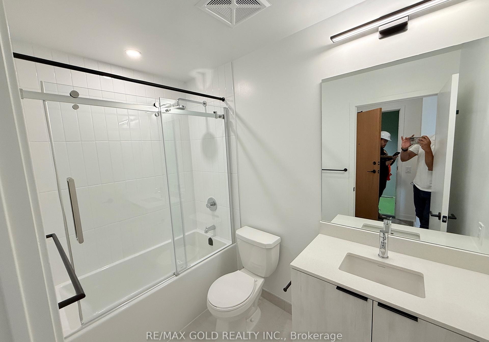 2495-eglinton-avenue-mississauga-ontario-w12526680