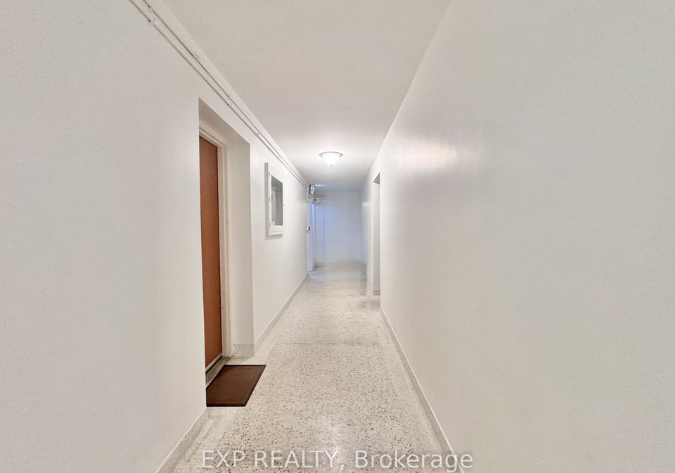 25-paisley-boulevard-e-mississauga-ontario-w12526716
