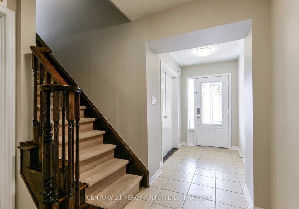 204-magurn-gate-milton-ontario-w12527180