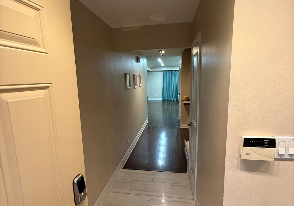 60-hanson-road-mississauga-ontario-w12527262