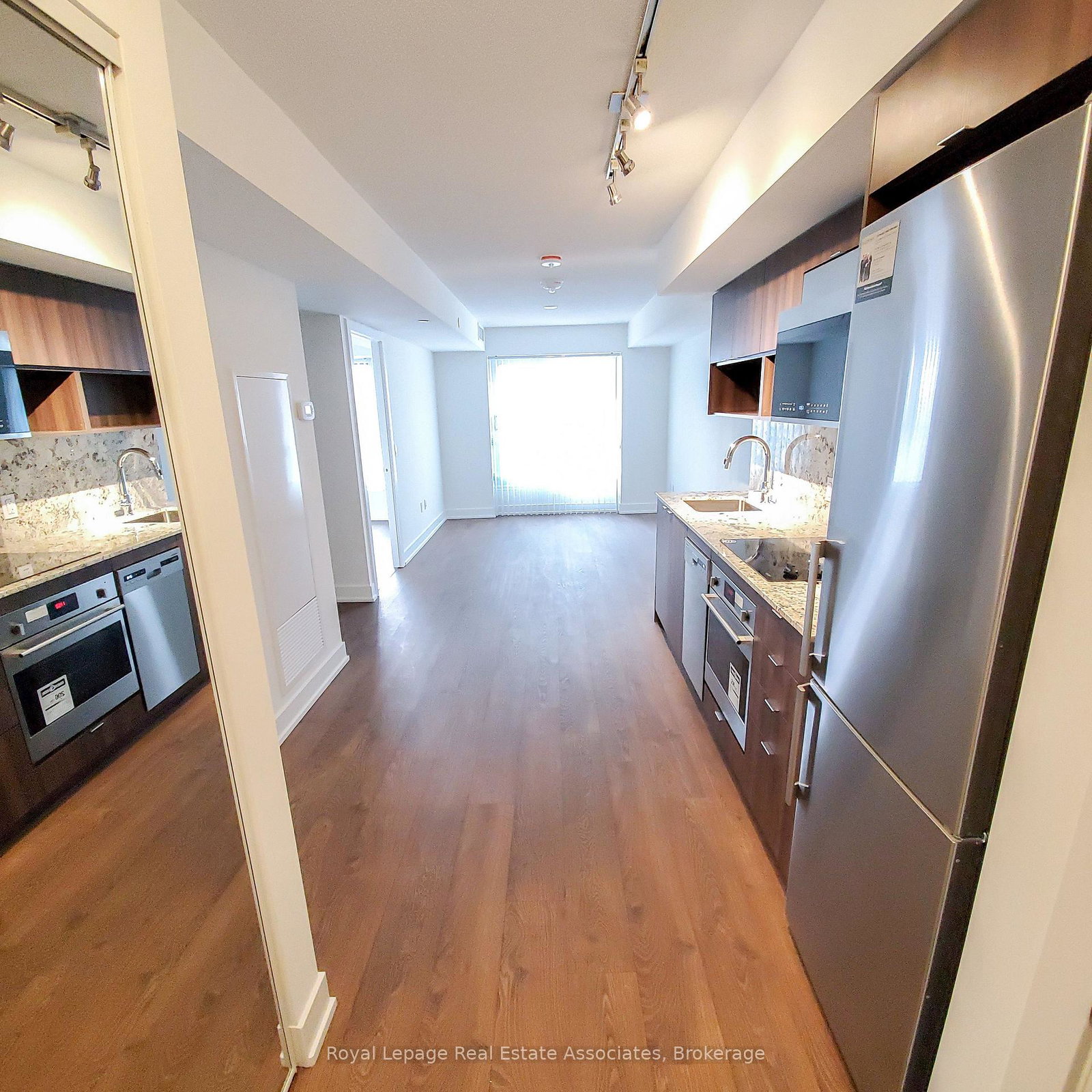9-mabelle-avenue-etobicoke-ontario-w12528408