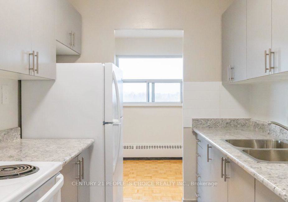 1061-seneca-avenue-mississauga-ontario-w12529594