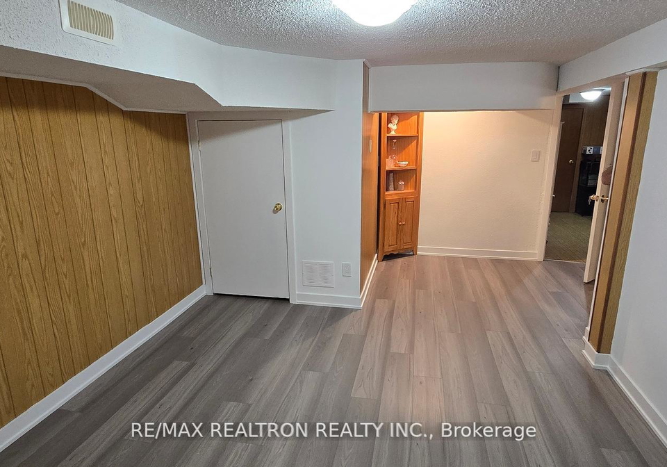 209-saint-lucie-drive-york-ontario-w12529914