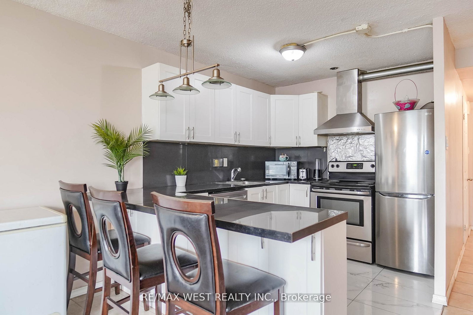 40-panorama-court-etobicoke-ontario-w12529976