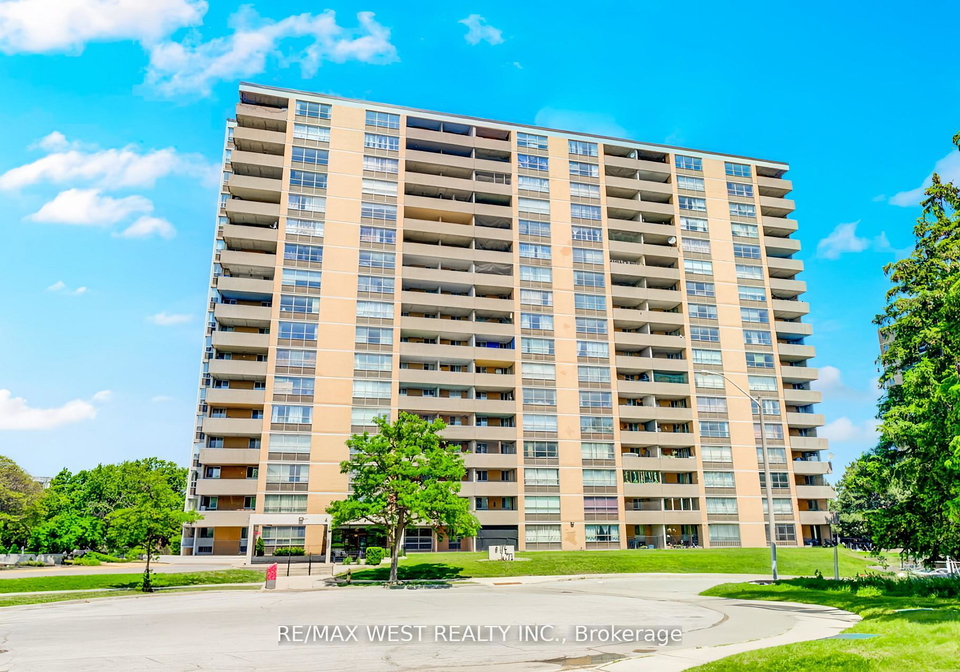 40-panorama-court-etobicoke-ontario-w12529976