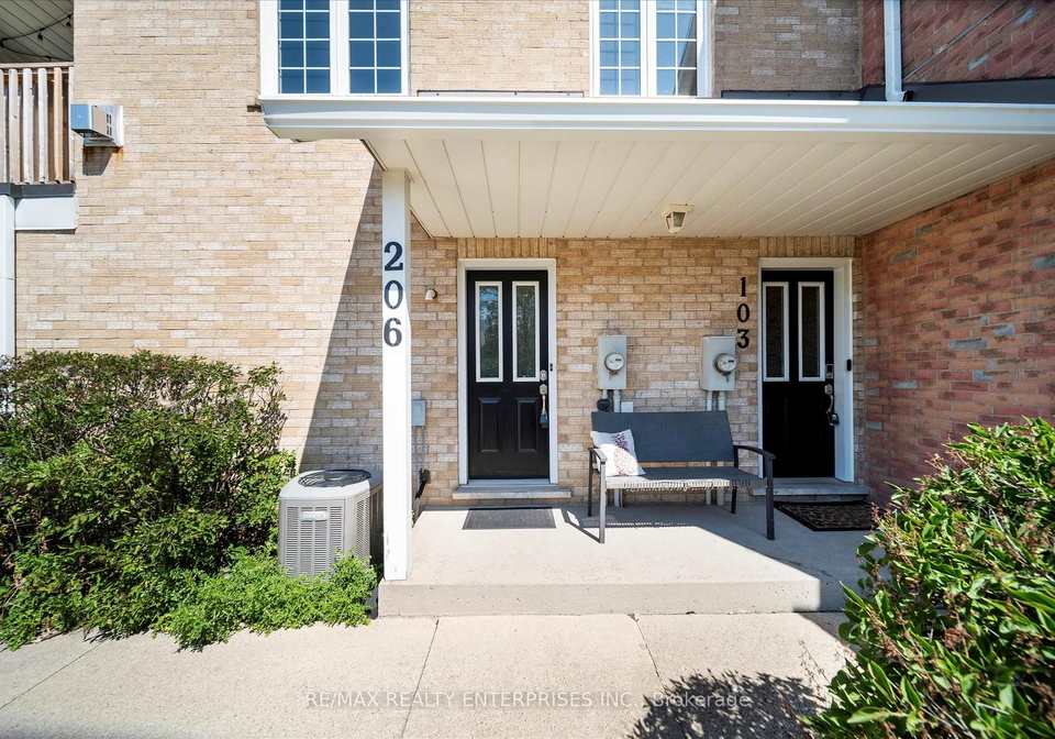 2055-walkers-line-burlington-ontario-w12530424