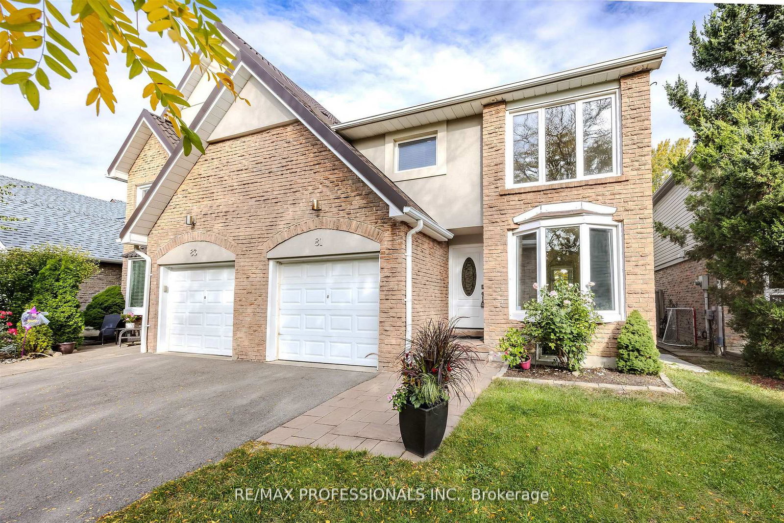 81-millsborough-crescent-etobicoke-ontario-w12530452