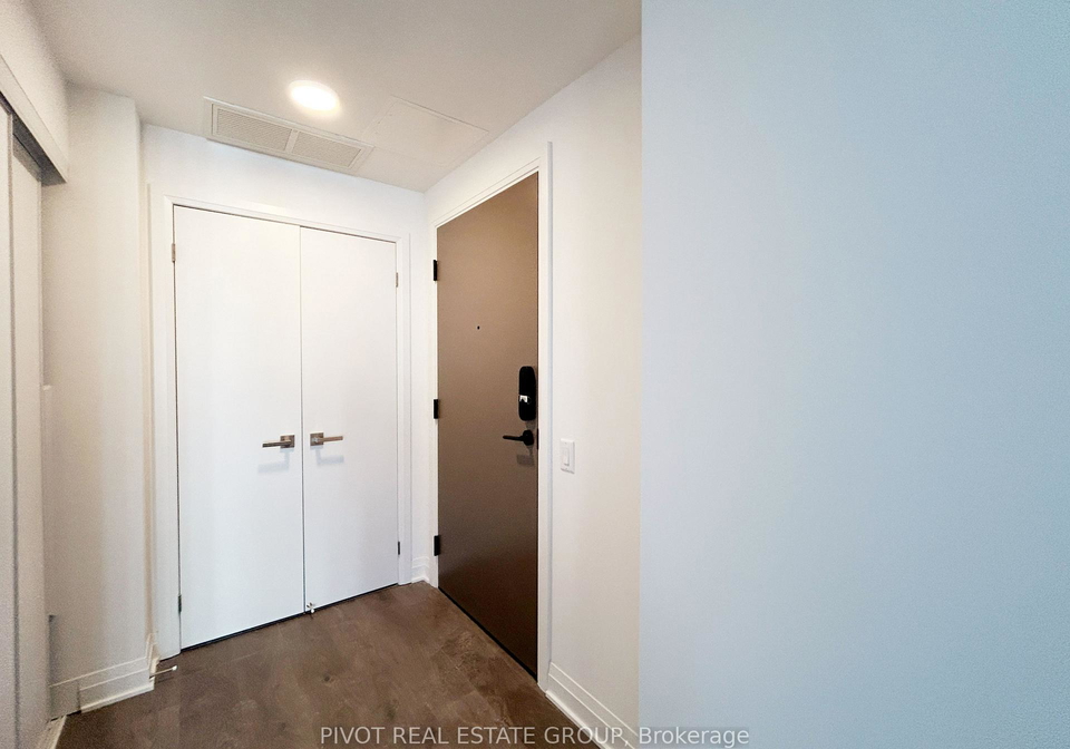 4015-the-exchange-street-mississauga-ontario-w12530614
