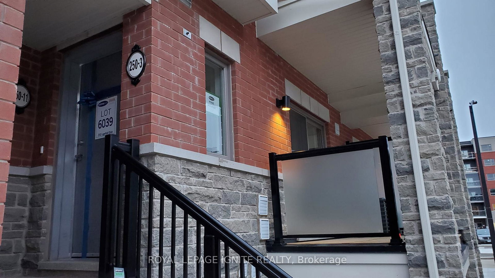250-lagerfeld-drive-brampton-ontario-w12530618