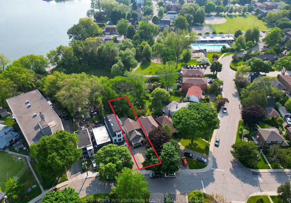 165-lake-shore-drive-etobicoke-ontario-w12530704