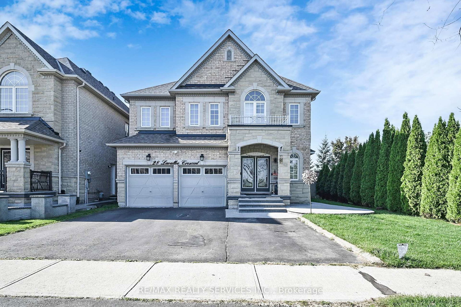 28-lavallee-crescent-brampton-ontario-w12531036