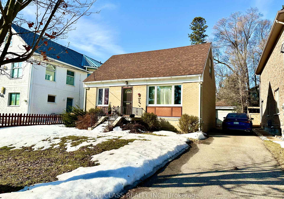 82-hillcroft-drive-etobicoke-ontario-w12531674