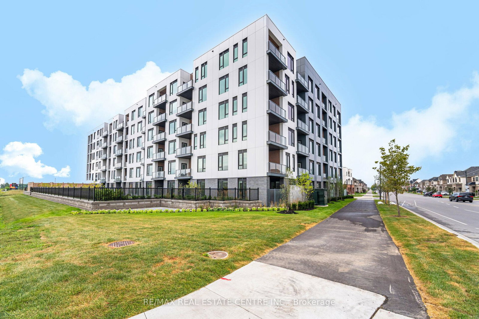 1440-clarriage-court-milton-ontario-w12531766