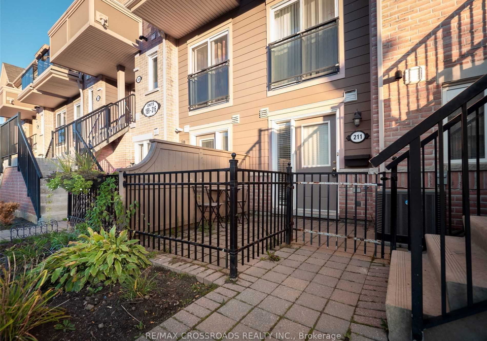 4975-southampton-drive-mississauga-ontario-w12531778