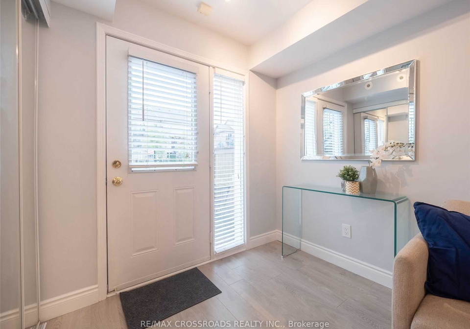 4975-southampton-drive-mississauga-ontario-w12531778