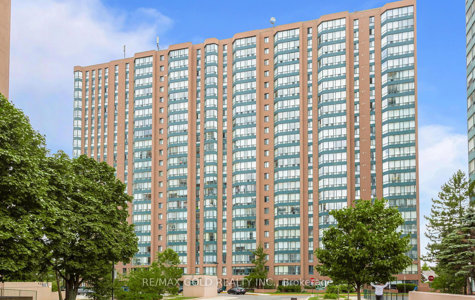 155-hillcrest-avenue-mississauga-ontario-w12531806