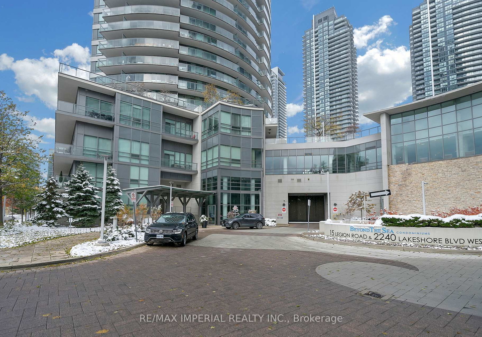 15-legion-road-etobicoke-ontario-w12531978